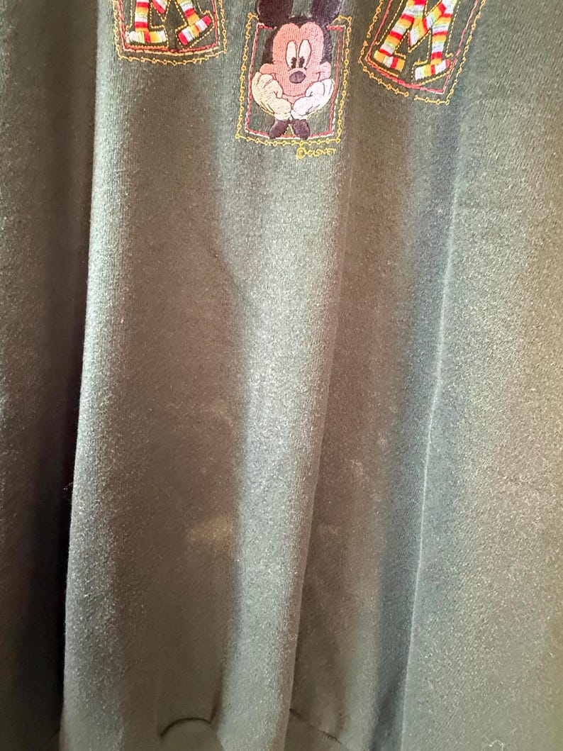 vintage Sweat-shirt vert Mickey Mouse, grande maman image 3