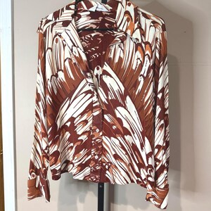 70s Lady Arrow Women's Long Sleeve Button-Up Blouse Brown White Abstract Pattern