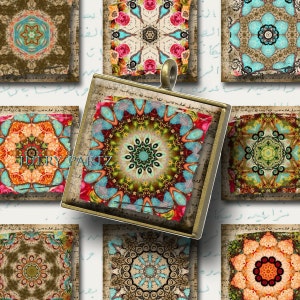 Puede incluir: Un conjunto de ocho azulejos cuadrados con intrincados diseños de mandalas. Cada azulejo presenta una combinación de colores y un patrón diferente, con tonos de azul, verde, rojo, naranja y marrón. Los azulejos están enmarcados en un metal de color dorado.