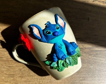 Caneca 3D Stitch feita à mão | Presente exclusivo para fãs de Lilo & Stitch | Copo Disney de argila de polímero