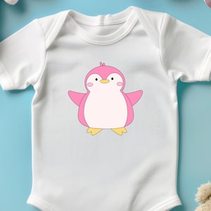 Spersonalizowany słodki pingwin organiczny T-shirt Onesie Cartoon Baby Clothes Gift Ciąża Ogłoszenie Body Noworodek Prezent Zwierzęta Wielokolorowa Koszulka
