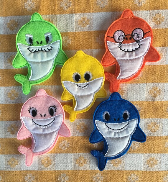 baby shark finger puppets