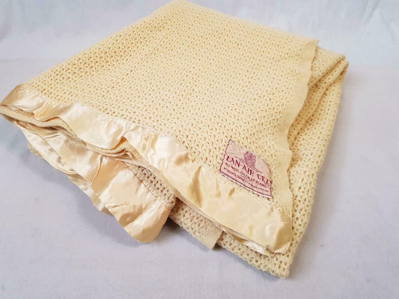 Vintage 60s Yellow Wool Cellular Blanket Throw Mid Century Etsy