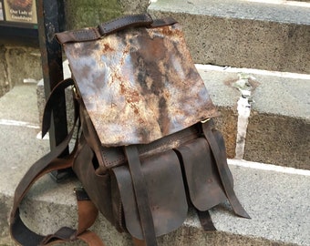 Distressed Leather Backpack / Handmade Leather Laptop Bag / Rugged Backpack / Large Vintage Leather Bag