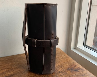 Artist paint brush roll up holder / Leather travel kit / Paint brush roll up bag / Leather artist case / Custom case