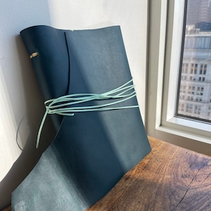 Teal Binder / Soft Leather Notebook Binder / 3 Ring Binder Portfolio / 8.5 x 11 Papers / Made by Hand in NYC