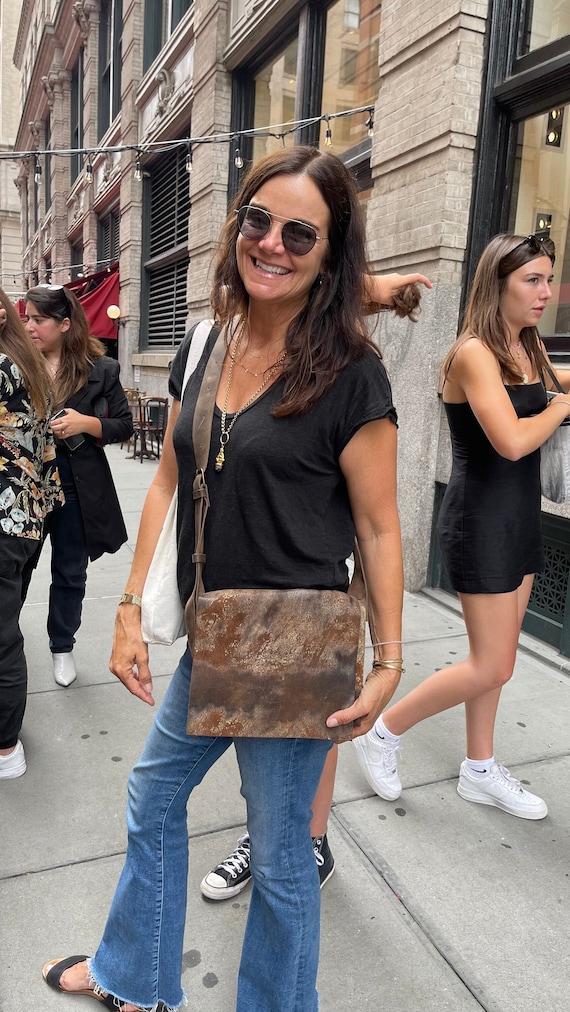 Vintaged Bag / Leather iPad Bag / Distressed Leather Satchel / Small Tablet Messenger / Made in New York