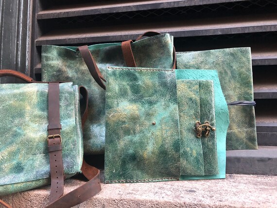 Jade iPad Case / Green Leather Tablet Case / Distressed Jade iPad Tablet Laptop Sleeve / Custom iPad Covers Made by Hand