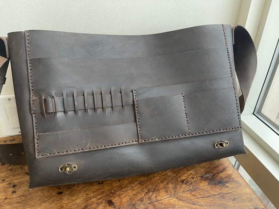 Expresso Bag / Handmade Leather Messenger / Crossbody Leather Bag / Mens Leather Messenger Bag / Made by Hand