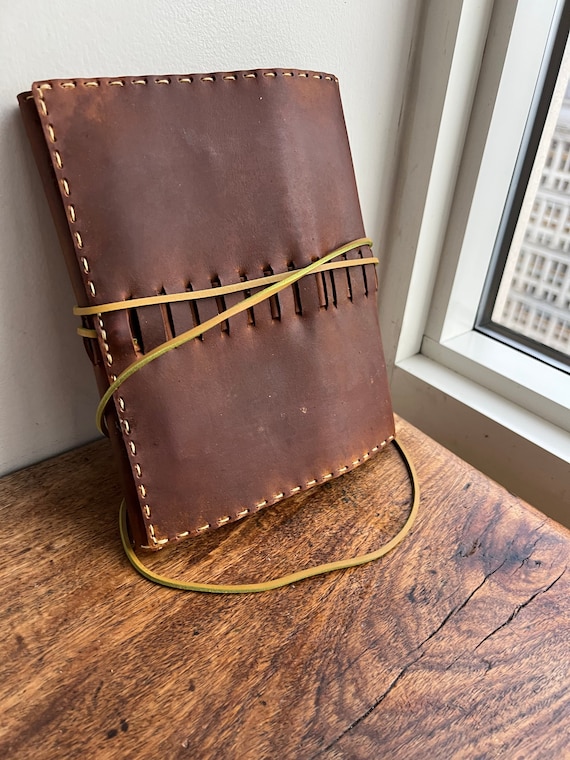 NY sketchbook, Refillable sketchpad cover, Hand-stitched leather