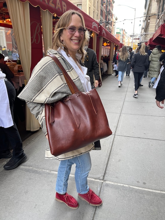 Latched Tote / Large Leather Shoulder Tote / Triple Latch Leather Tote Bag / Made by Hand