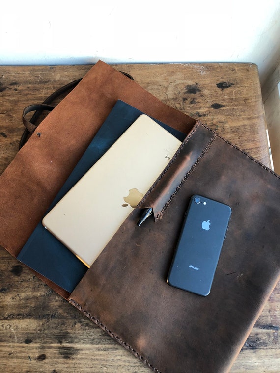 iPad Sleeve / Soft Distressed Leather Case / Handmade Leather iPad Case / Apple pencil pocket / Handmade in NYC