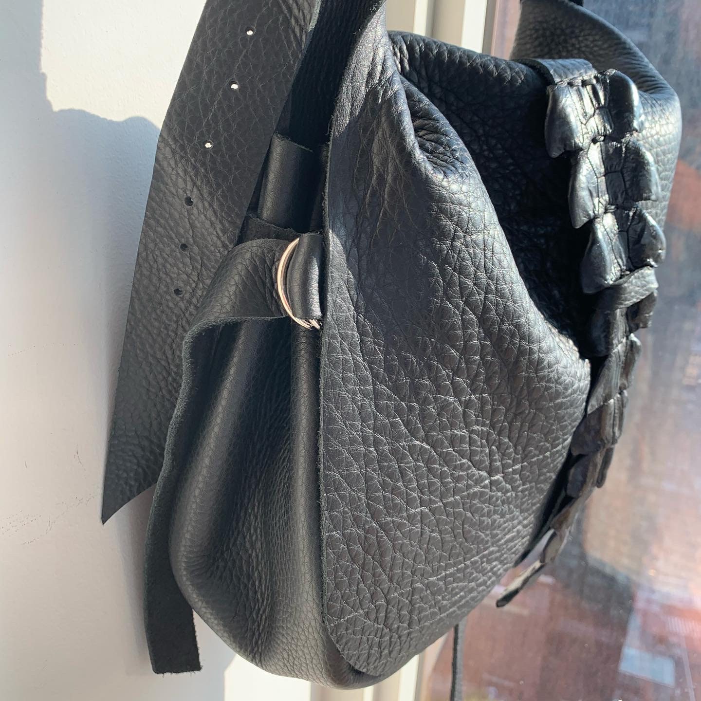 Black leather purse, Alligator bag, Designer handbags, Black leather ...