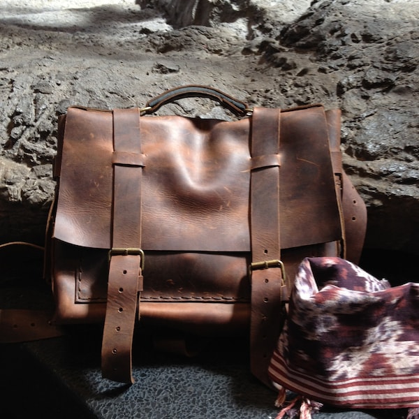 Rugged leather briefcase, Mens leather messenger bag, Leather laptop briefcase, Expandable leather satchel, Handmade leather work bag