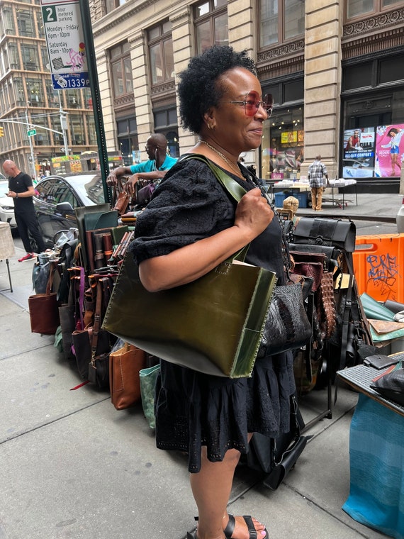 Tote Bag With Pendant Black | Parfois