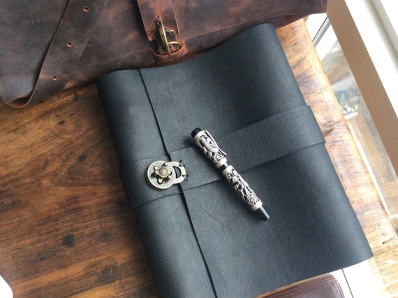 3 ring notebook, Minimalist binder portfolio, Leather ring binder notebook, Three ring loose leaf notebook, 8.5 x 11 document holder