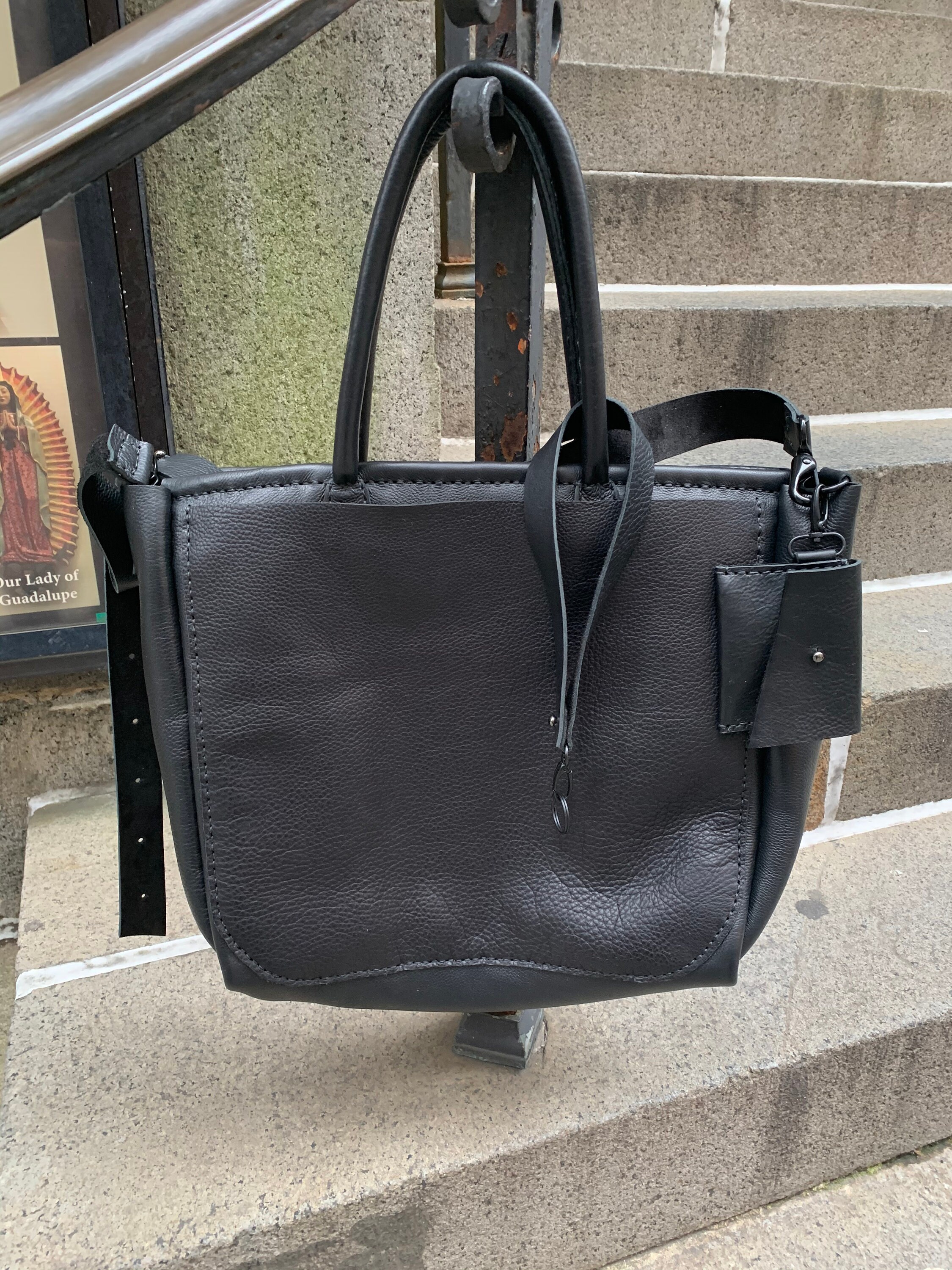 Black Crossbody Bag - Herschel Supply Co. Columbia Messenger Bag In ...