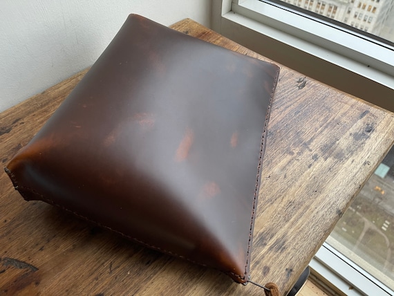 Leather zip clutch / Laptop case / Cognac leather clutch with zipper /