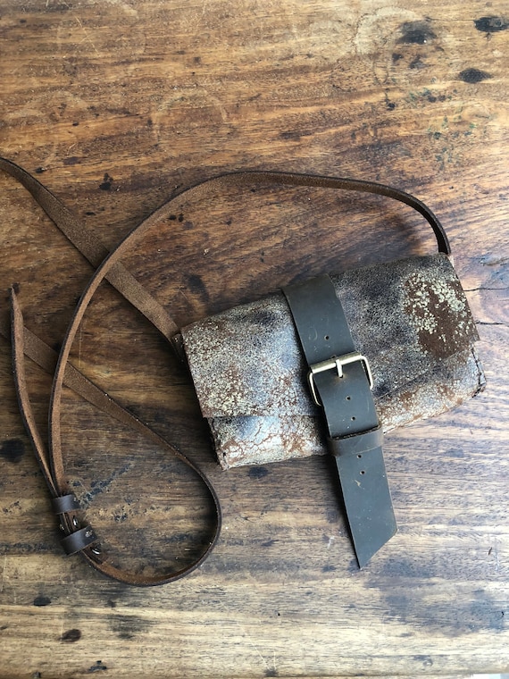 iPhone 16 crossbody bag, Leather phone mini bag, Crossbody phone case, iPhone 16 leather phone bag