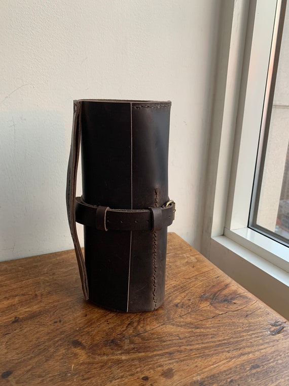 Artist paint brush roll up holder / Leather travel kit / Paint brush roll up bag / Leather artist case / Custom case