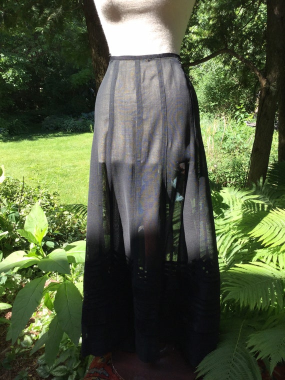 Beautiful Black Victorian Skirt - image 3