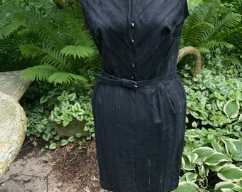 Black cotton dress from the 60s with embroidery, lace and rhinestone buttons