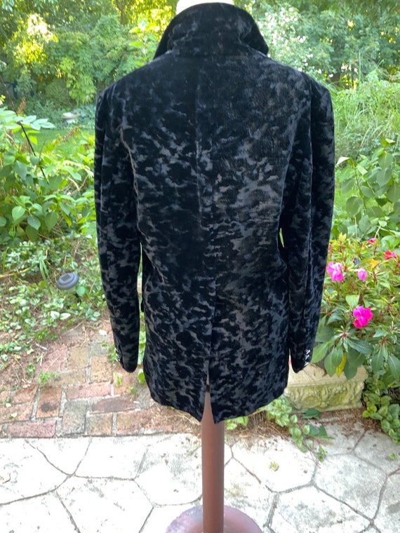 Black velvet blazer from the 1970s ---anybody rem… - image 4