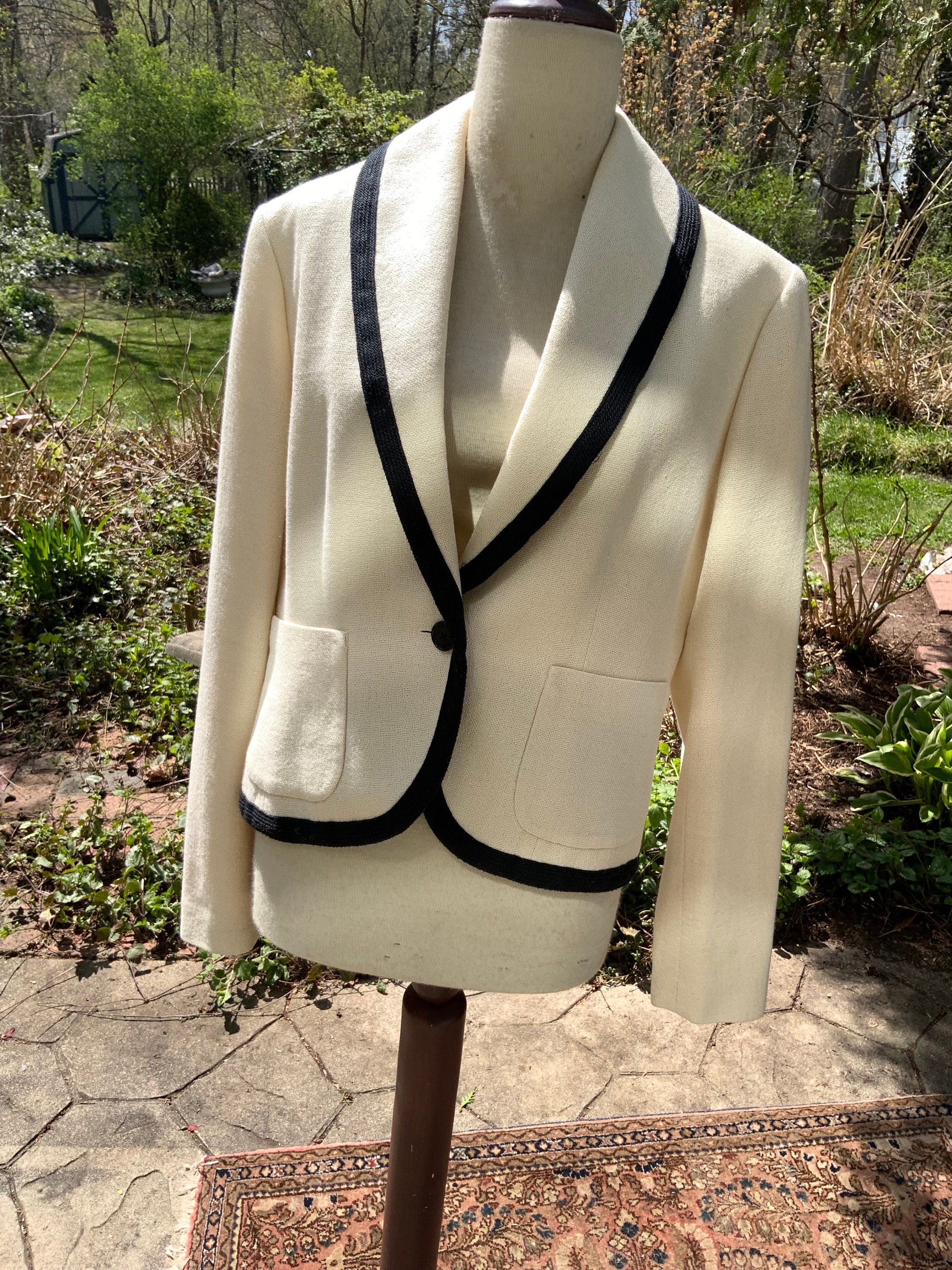 Blazer with white piping online
