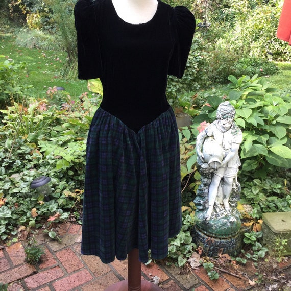 1940s dress in black velvet and blackwatch plaid c