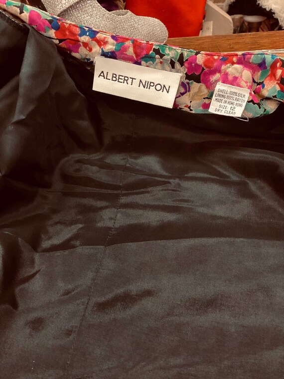 Albert Nipon brings you this silk suit with a sum… - image 9