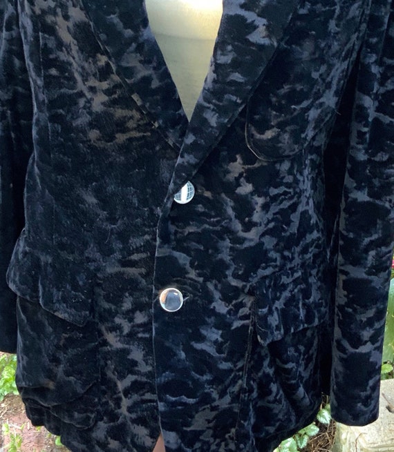 Black velvet blazer from the 1970s ---anybody rem… - image 2