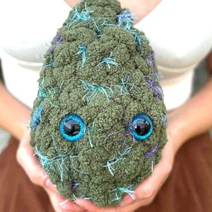 CannaNuggies Crochet Weed Nug Plush –Handmade Cannabis Plushie | 420 Stoner Gift Cute Crochet Nug Toy Weed Decor Cannabis Collectible Labubu