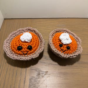 Crocheted Pumpkin Pie