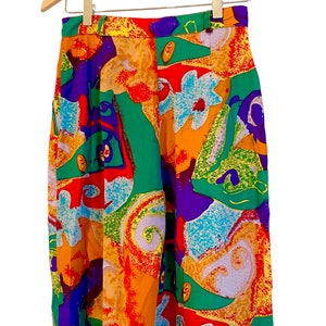 Doncaster Silks Pleated Bermuda Shorts with Allover Multicolor Abstract Print | Vintage 1980s
