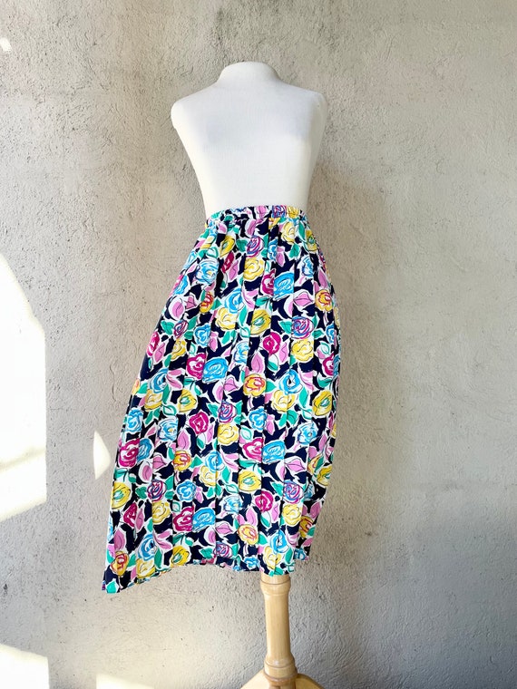 Vintage 1980s Pleated A-Line Midi Skirt | Bright M