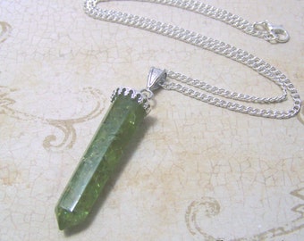 Peridot Necklace - Green Crystal Necklace - Peridot Jewelry - Gemstone Jewelry - Chakra Pendant - Boho Necklace - Crystal Point Pendant