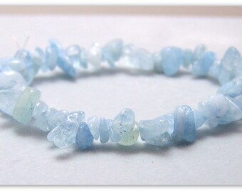 Aquamarine Bracelet - Stretch Bracelet - Gemstone Bracelet, Aquamarine Chips, Gemstone Jewelry, Genuine Gemstone, Aquamarine Jewelry