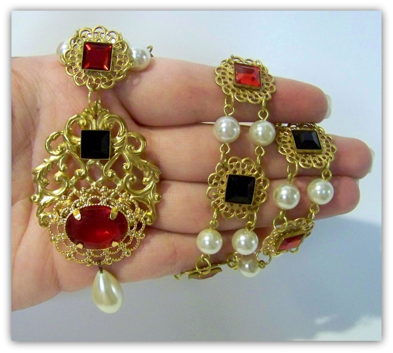 Tudor Replica Necklace Catherine Parr Historical Reproduction Brass Filigree with Red and Black Glass image 5
