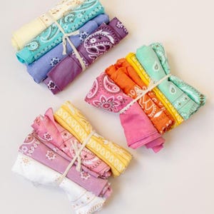 Upominki na wieczór panieński w stylu kowbojskim Bandana na wieczór panieński w stylu pustynnym Pastelowe kolory Upominki ślubne Upominki na wieczór panieński w stylu zachodnim Nashville