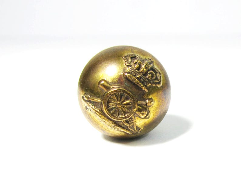 Antique British Royal Artillery Hat Pin Cannon & Crown Brass Ball Military Insignia image 3
