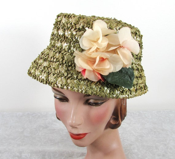 Vintage Olive Green Straw & Raffia Basket Hat peac