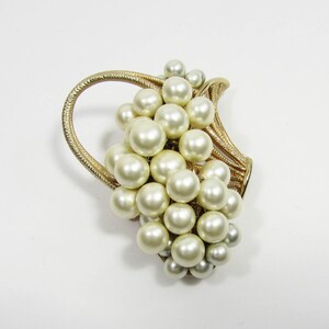 Vintage Faux Pearl Pin Pearls in Basket Brooch Basket of Pearls Pin image 6