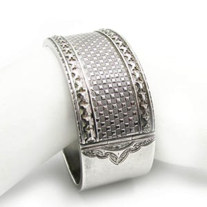 Antique Silver Hinged Cuff Bangle Victorian Aesthetic Movement 800 Continental silver