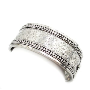 Antique Victorian Silver Foliate Hinged Cuff Bangle - 800 silver