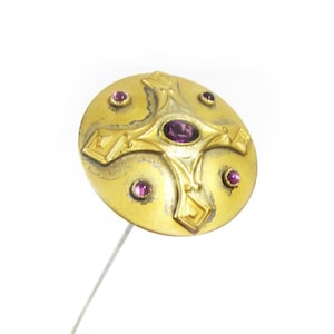 Alfiler de sombrero antiguo de Artes y Oficios: Latón con cristal de amatista