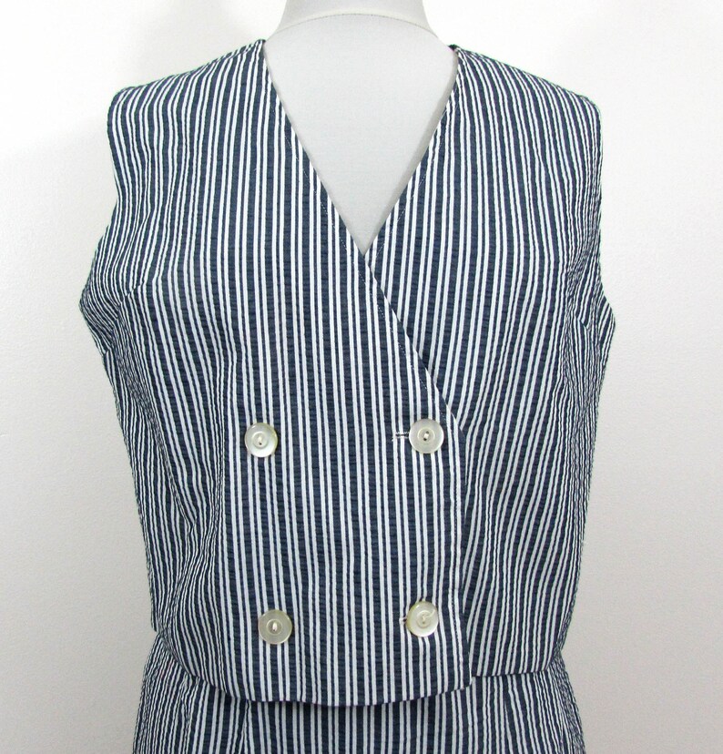 S-M Vintage 60s Vest and slim skirt Set Blue /& White Seersucker Made in Portugal