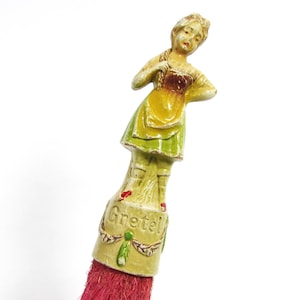Germany Lint Brush - Gretel Figurine Lint Brush - ca 40s