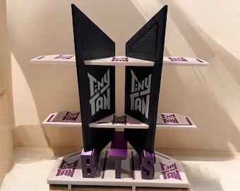 BTS Liten Brun Figur Stativ