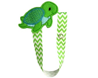 Sea Turtle Pacifier Clip, Green Turtle Pacifier Clip, Pacifier Holder, pcturtle01