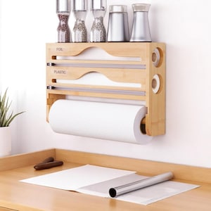 Dispensador de papel alumínio e filme de bambu com suporte para toalhas – Organizador de parede para filme plástico, papel alumínio, toalhas de papel e temperos